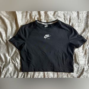 Nike Crop Top